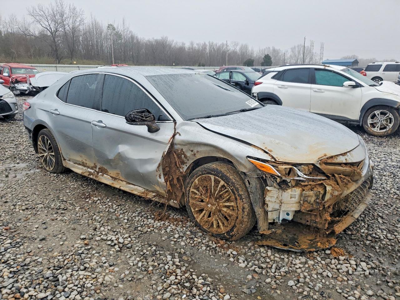 2020 TOYOTA CAMRY SE photo 7