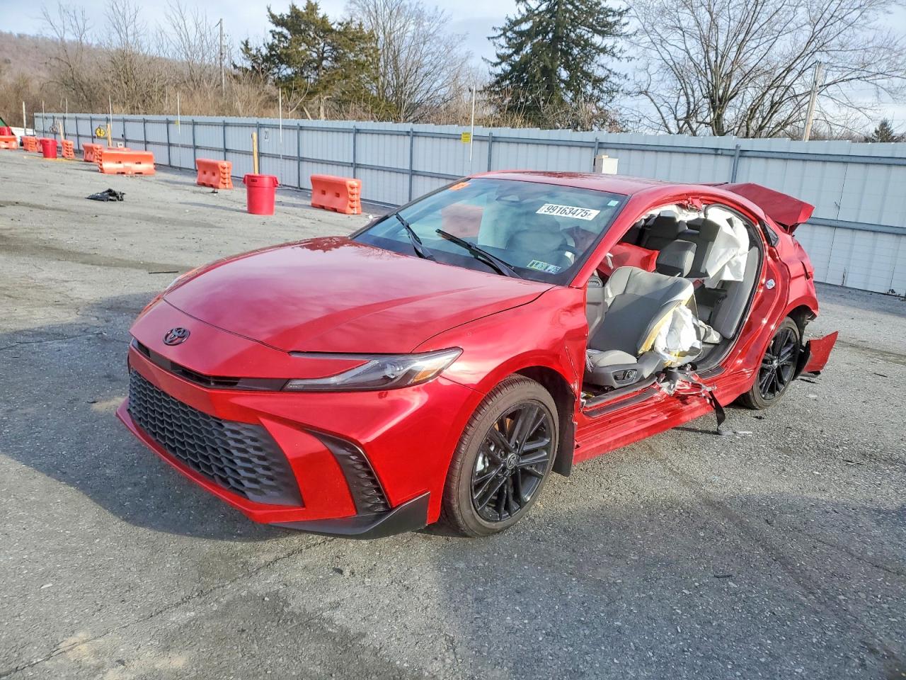 2025 TOYOTA CAMRY
