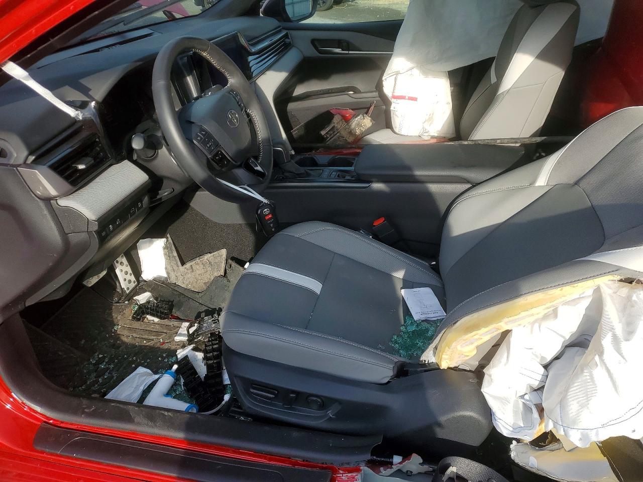 2025 TOYOTA CAMRY XSE photo 7