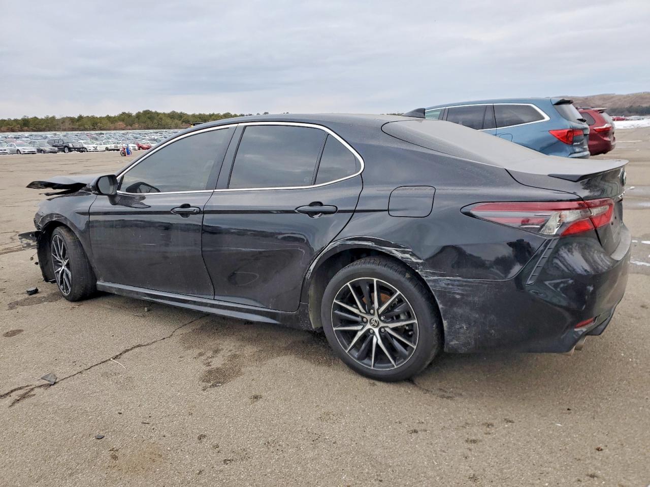 2023 TOYOTA CAMRY SE NIGHT SHADE photo 2
