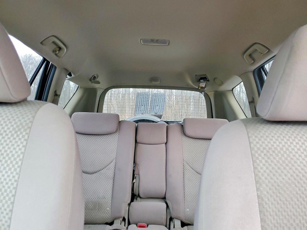 2007 TOYOTA RAV4 photo 10