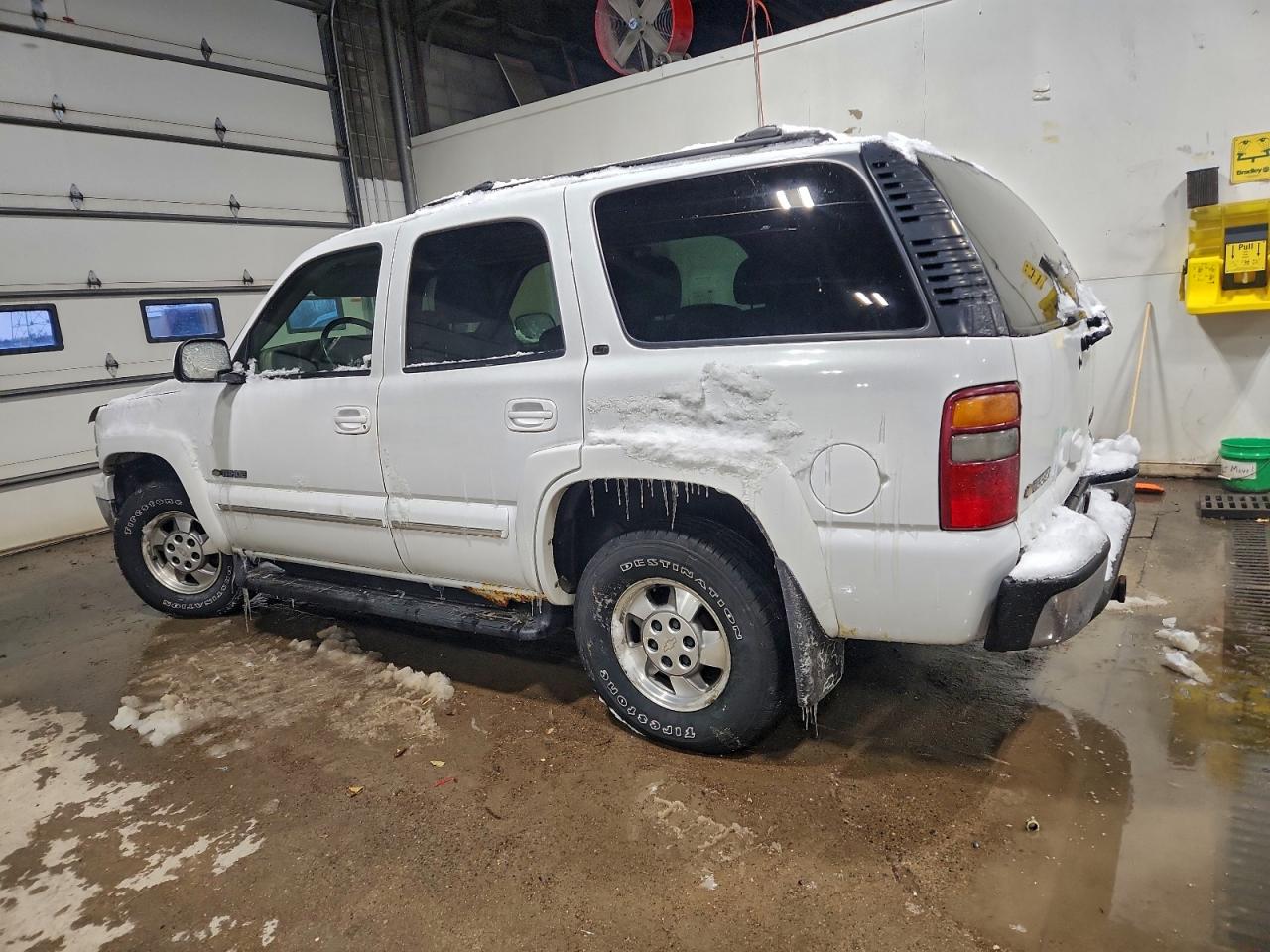 2003 CHEVROLET TAHOE K1500 photo 2