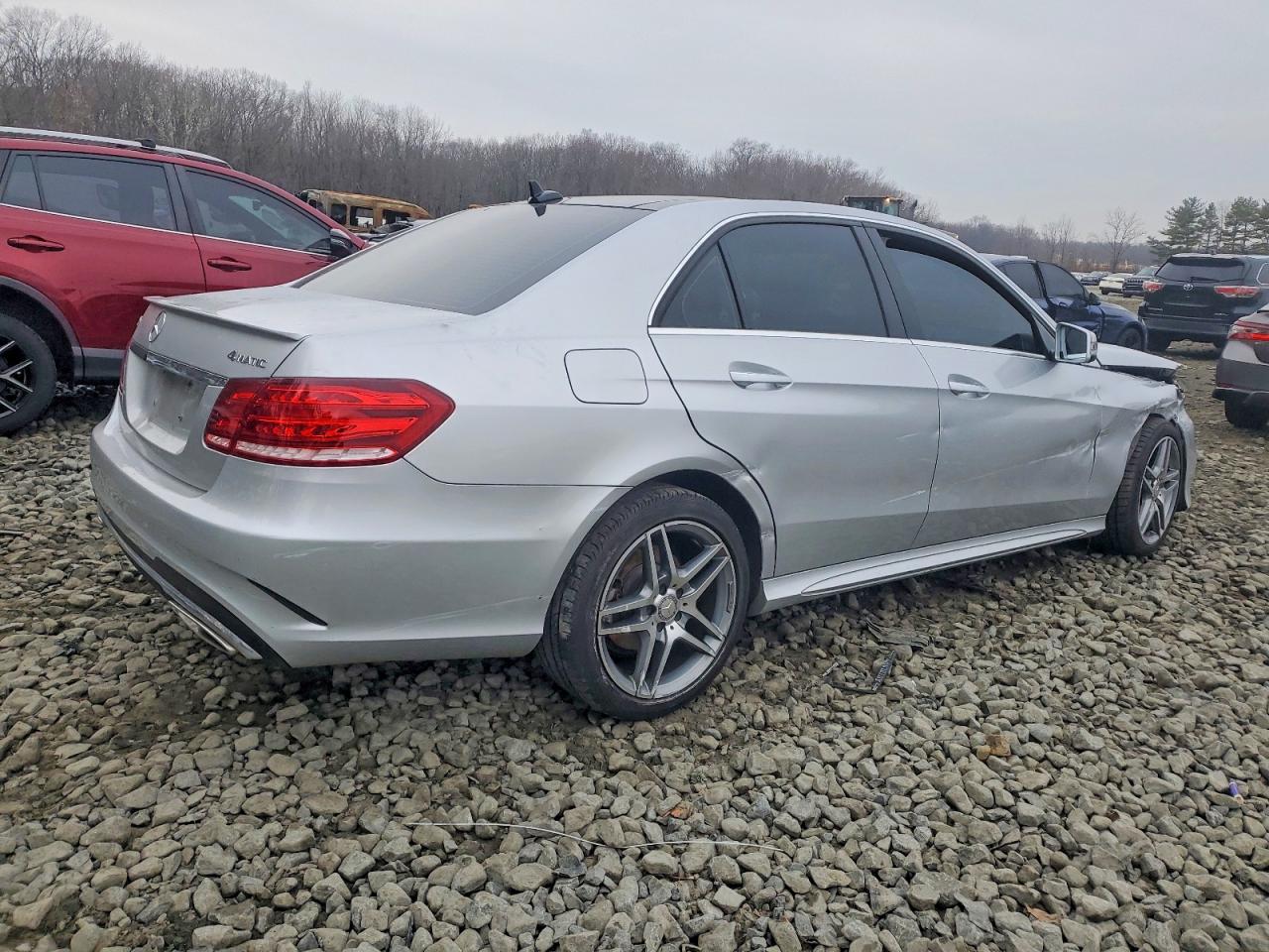 2014 MERCEDES-BENZ E 350 4MATIC photo 3