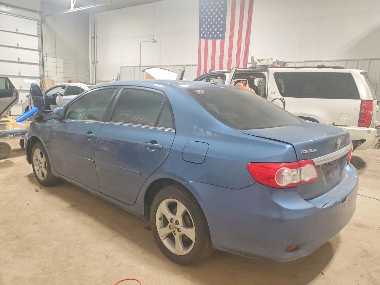 2013 TOYOTA COROLLA BASE photo 2