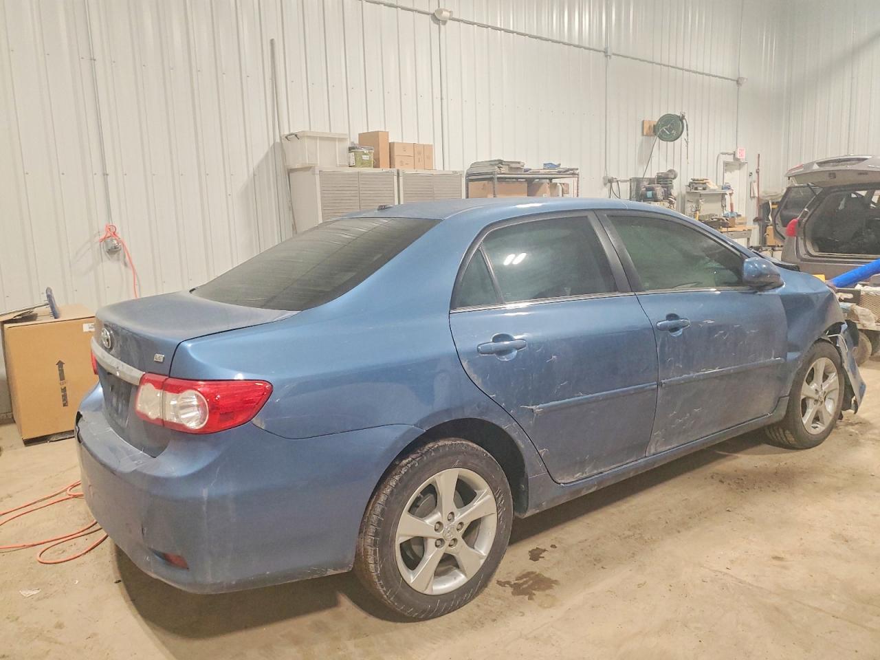 2013 TOYOTA COROLLA BASE photo 3