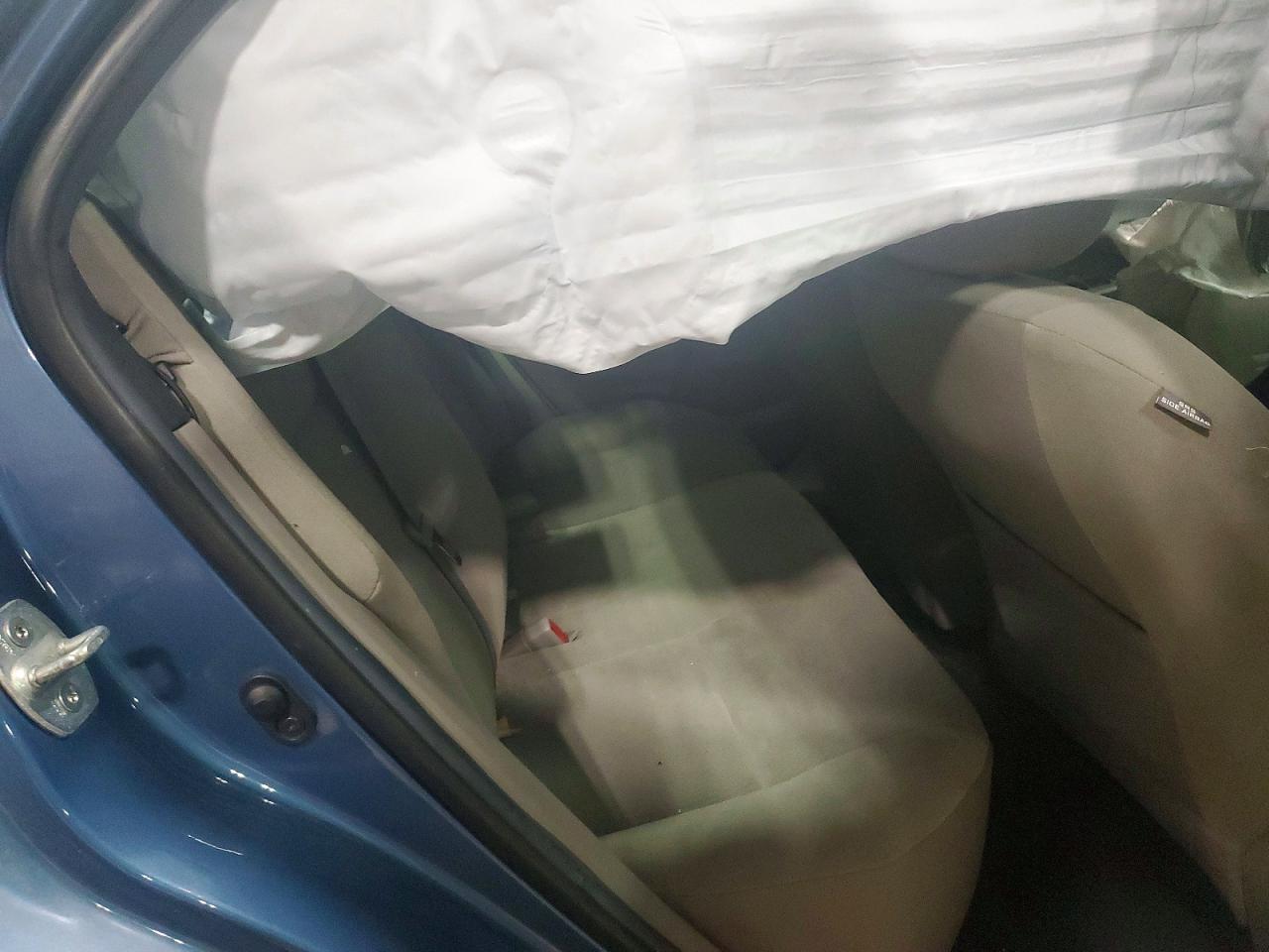 2013 TOYOTA COROLLA BASE photo 10