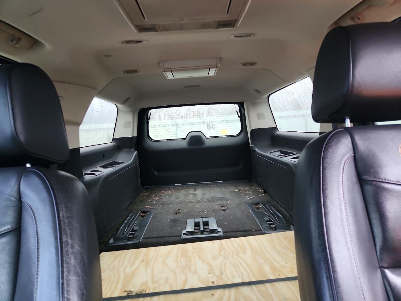 2012 CADILLAC ESCALADE ESV PLATINUM photo 10