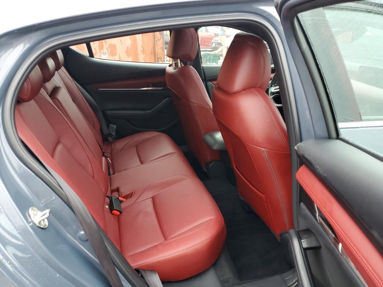 2019 MAZDA 3 PREMIUM photo 19