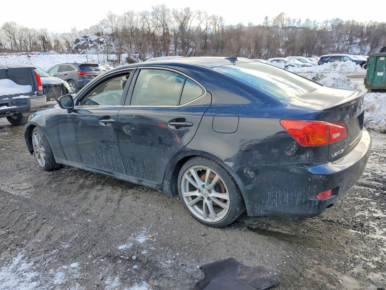 2007 LEXUS IS 250 photo 2