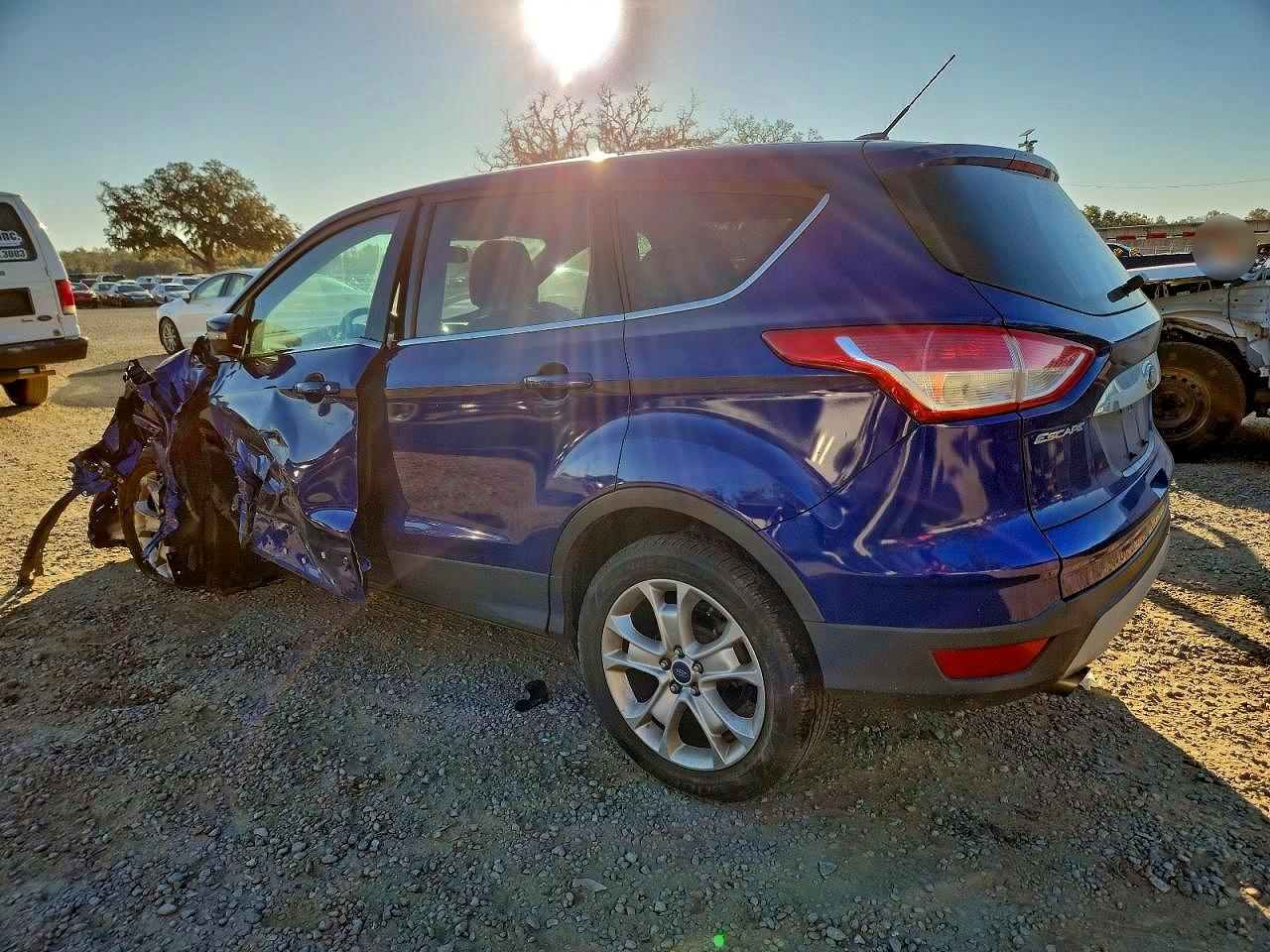 2013 FORD ESCAPE SEL photo 2