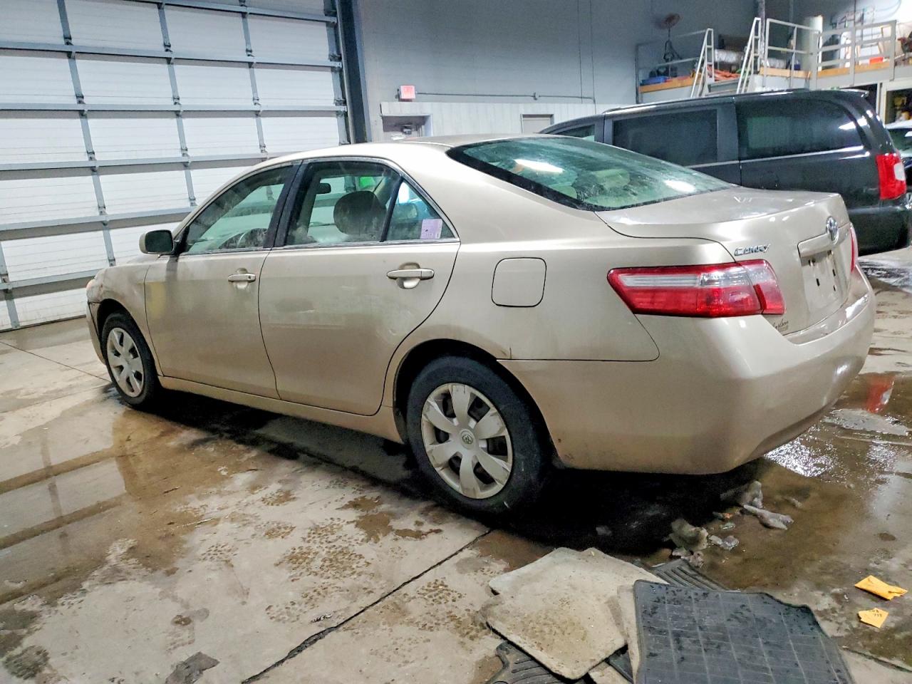 2007 TOYOTA CAMRY CE photo 2