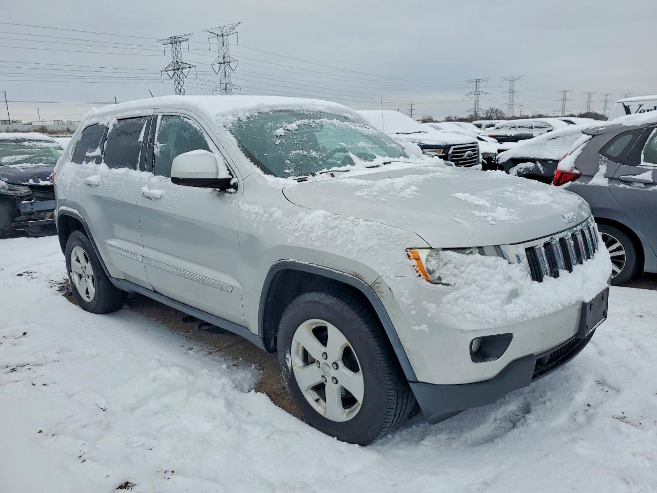 2011 JEEP GRAND CHEROKEE LAREDO photo 4