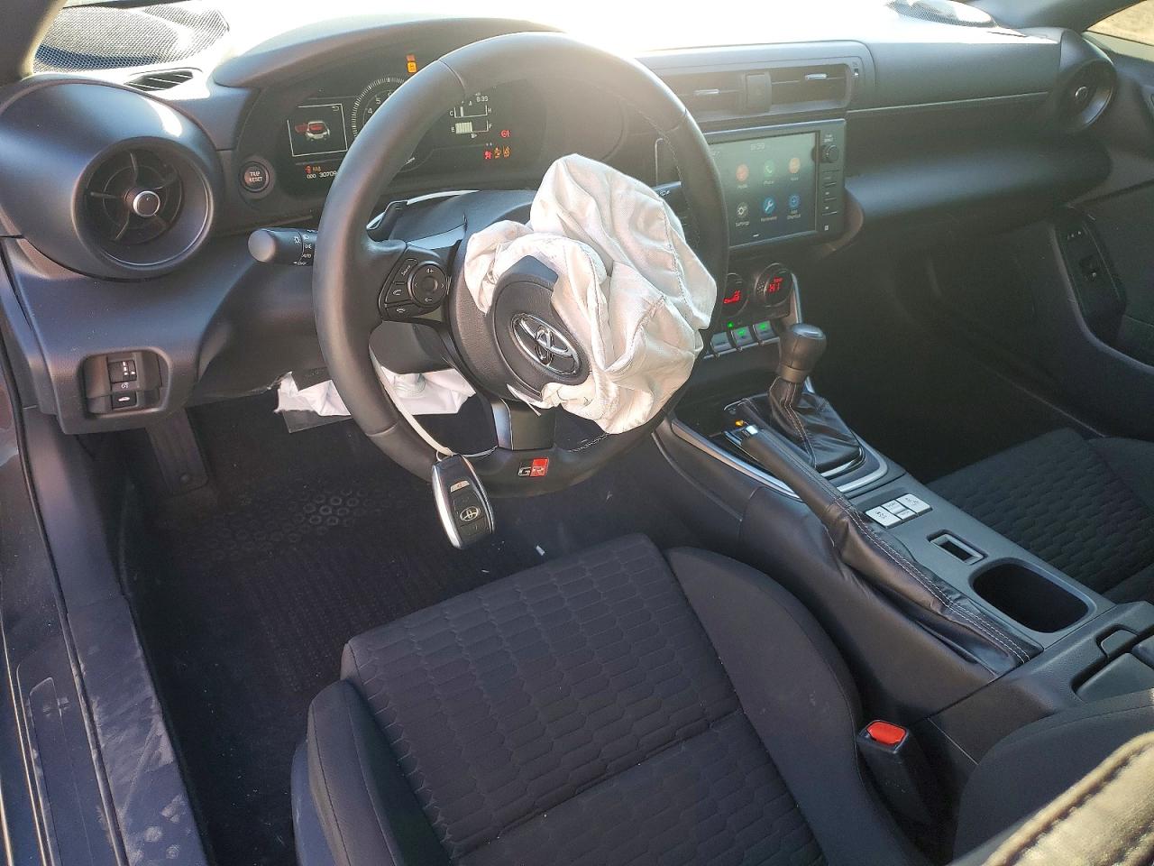 2023 TOYOTA GR 86 photo 15