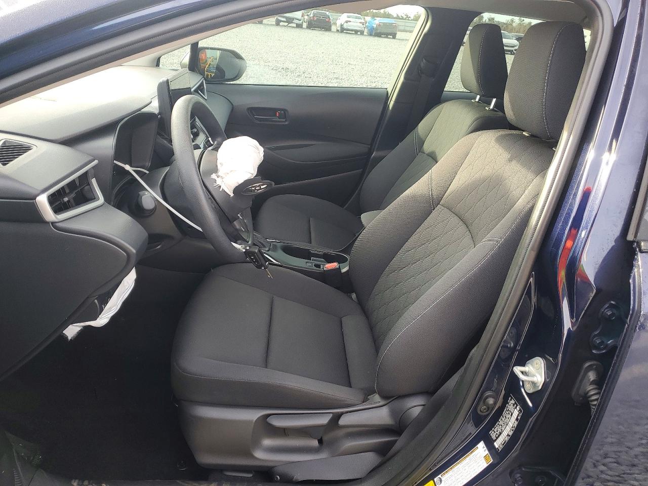 2025 TOYOTA COROLLA LE photo 7