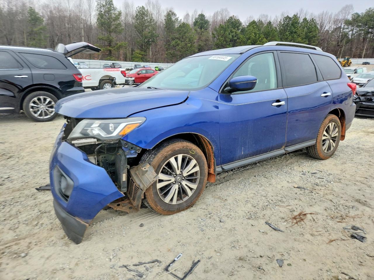 2017 NISSAN PATHFINDER