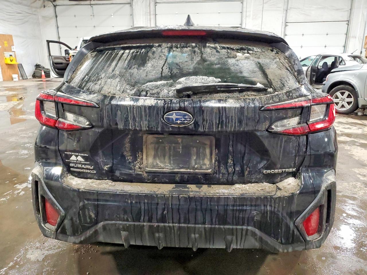 2024 SUBARU CROSSTREK photo 6