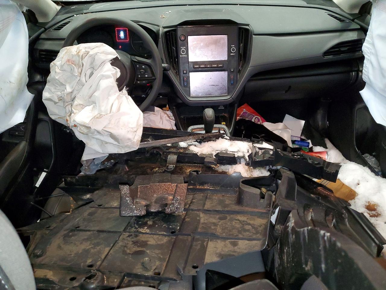 2024 SUBARU CROSSTREK photo 8