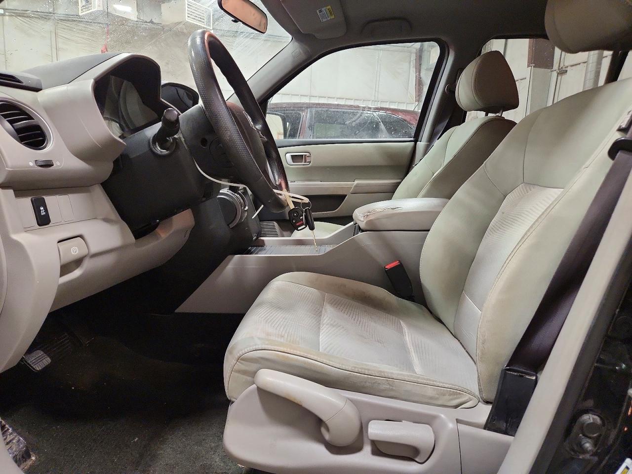 2015 HONDA PILOT LX photo 7