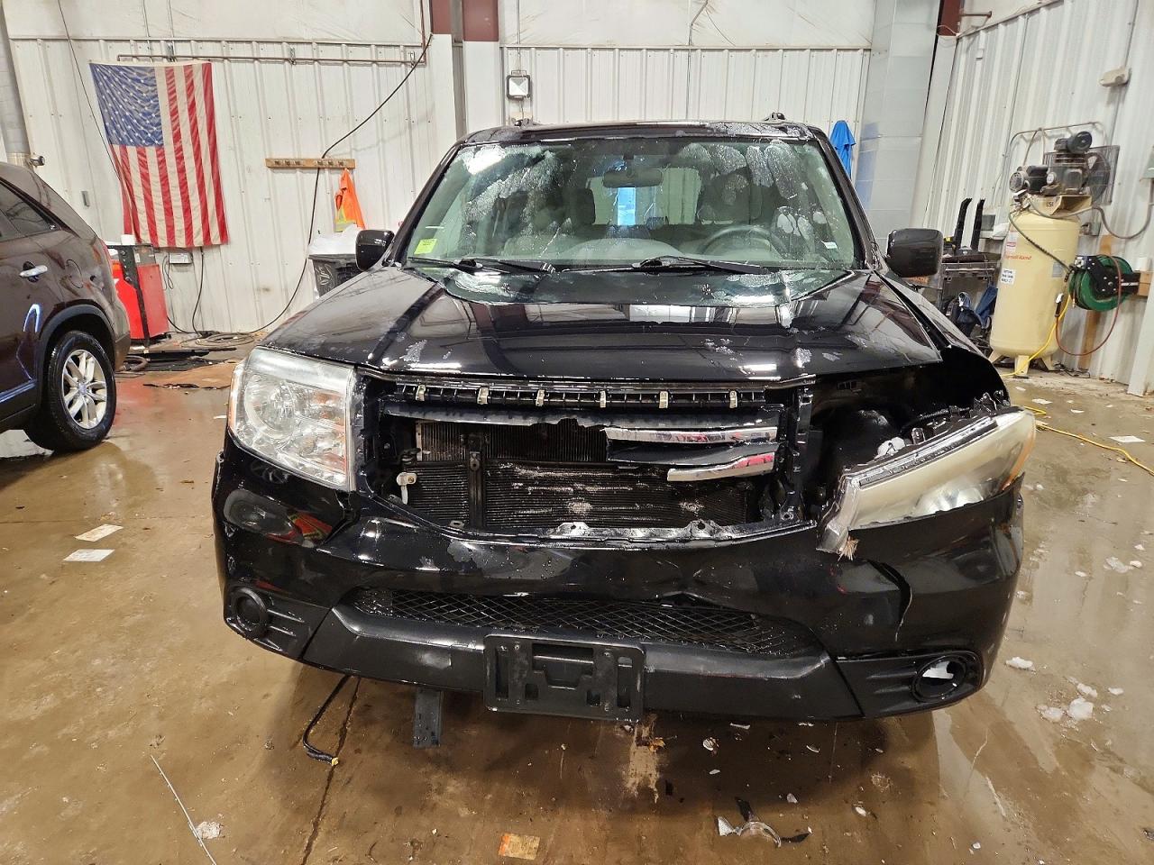 2015 HONDA PILOT LX photo 5
