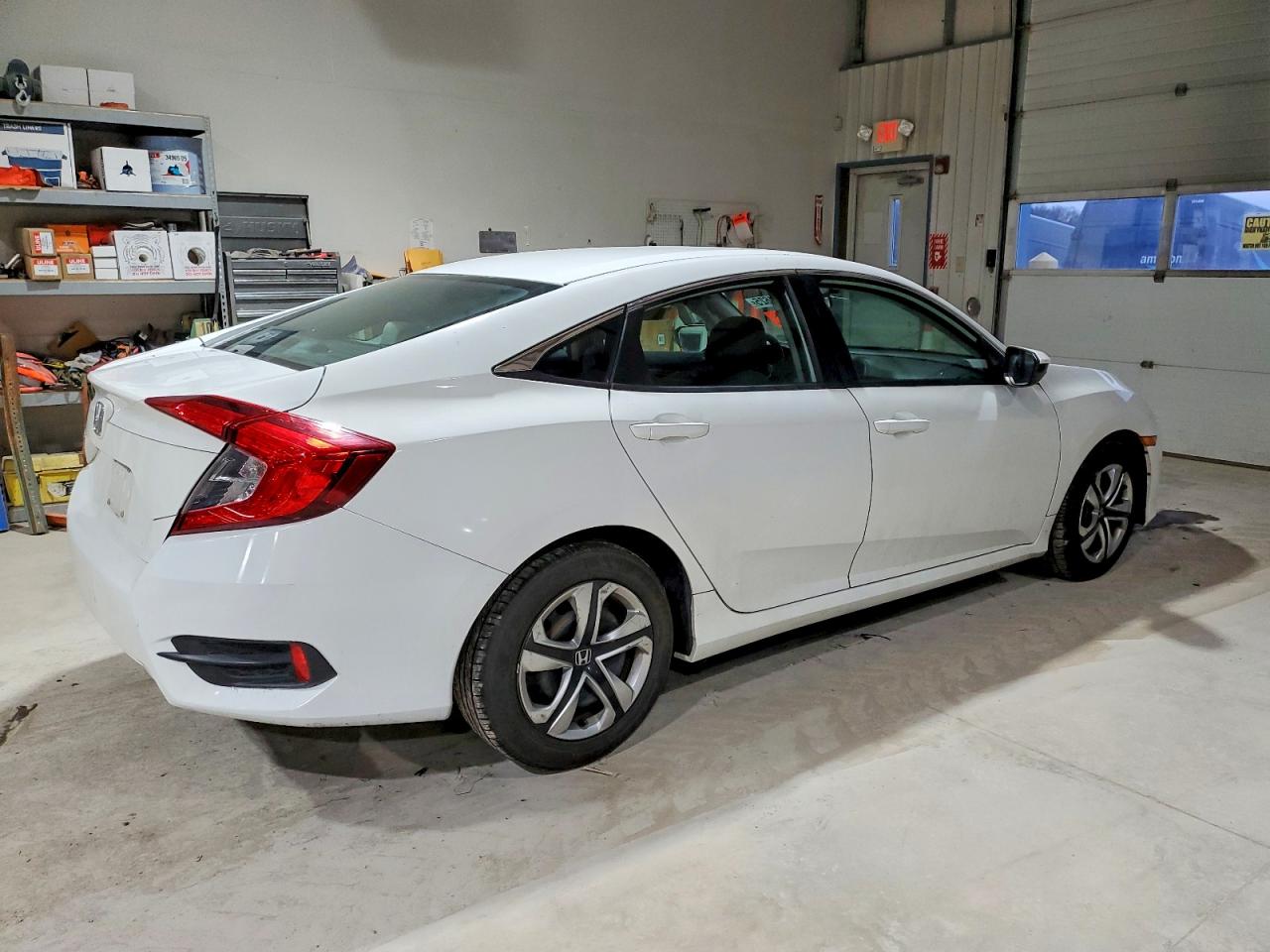 2016 HONDA CIVIC LX photo 3