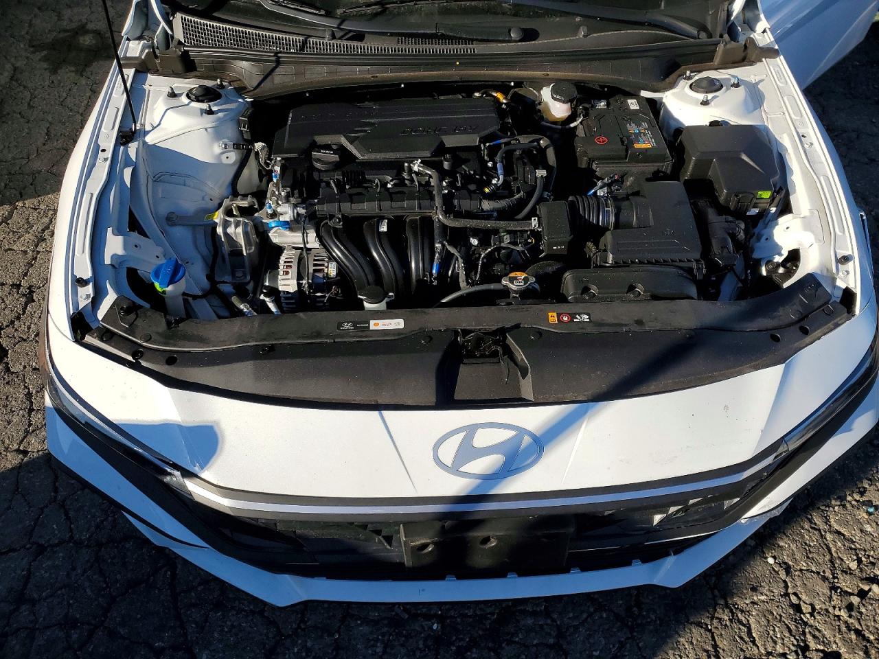 2025 HYUNDAI ELANTRA SEL SPORT photo 11