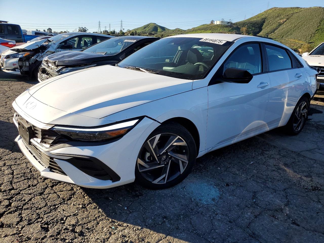 2025 HYUNDAI ELANTRA