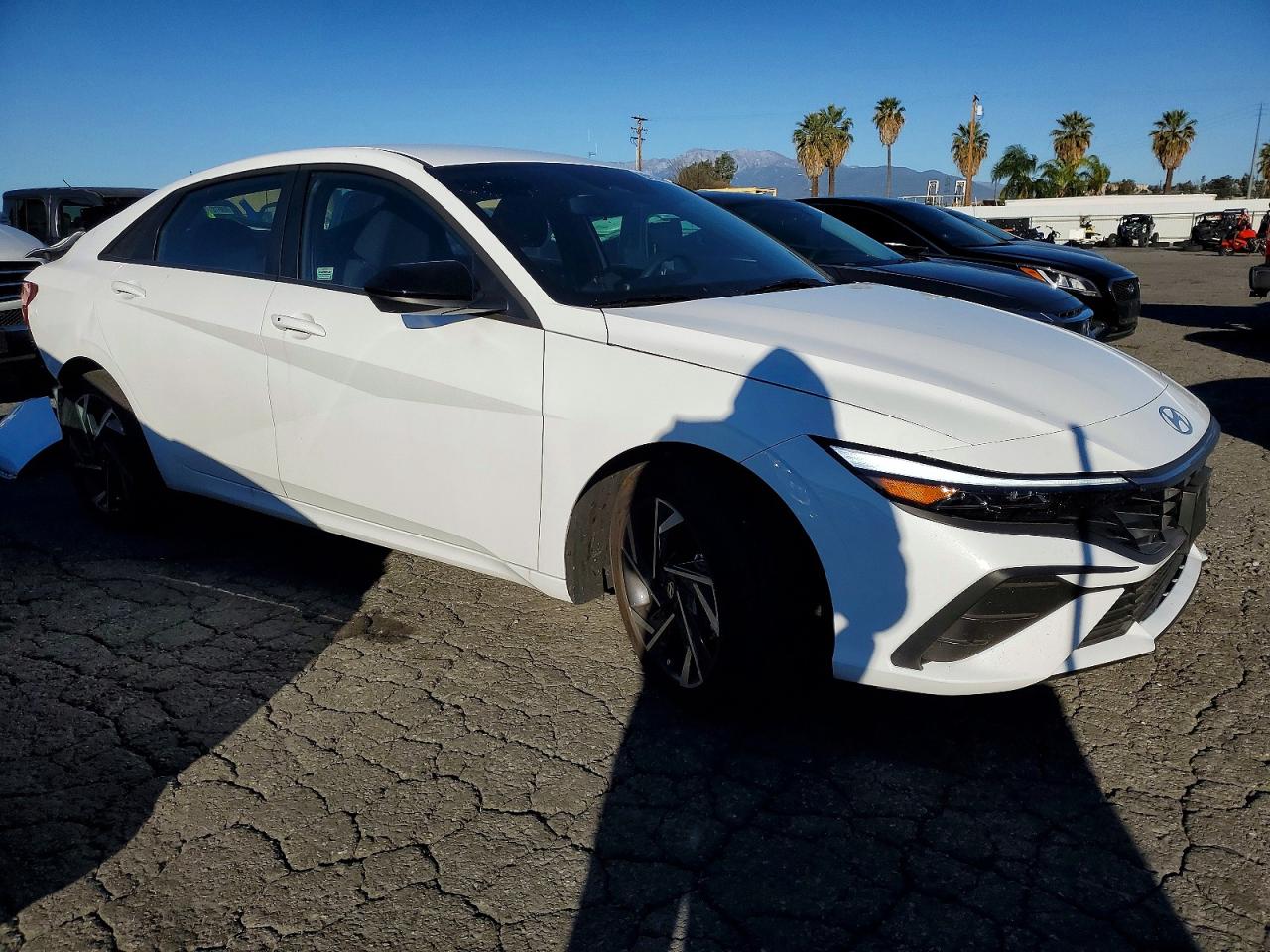 2025 HYUNDAI ELANTRA SEL SPORT photo 4
