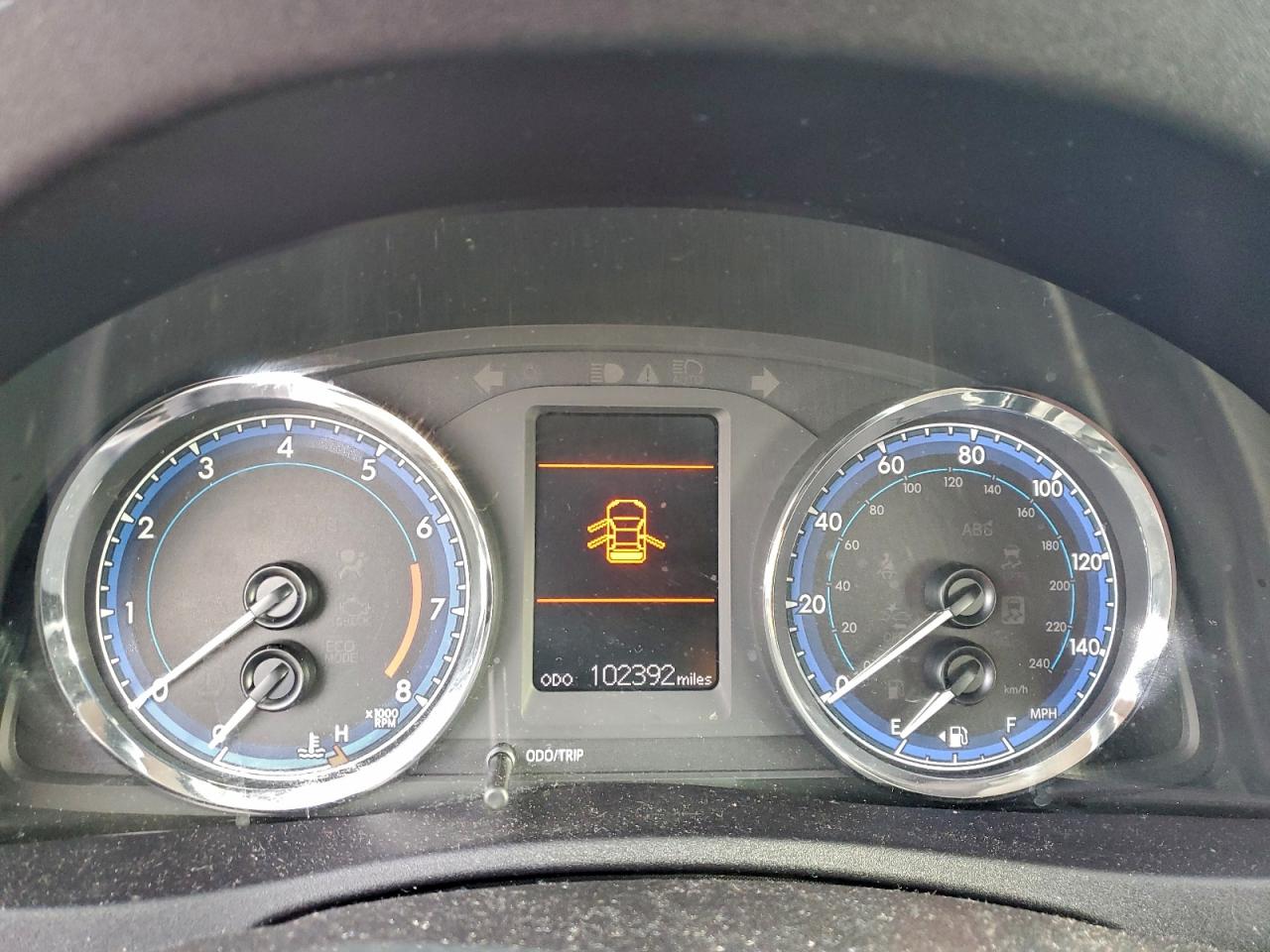 2019 TOYOTA COROLLA L photo 9