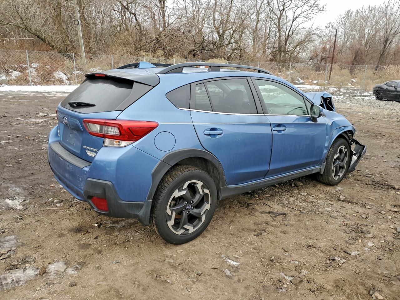 2021 SUBARU CROSSTREK LIMITED photo 3