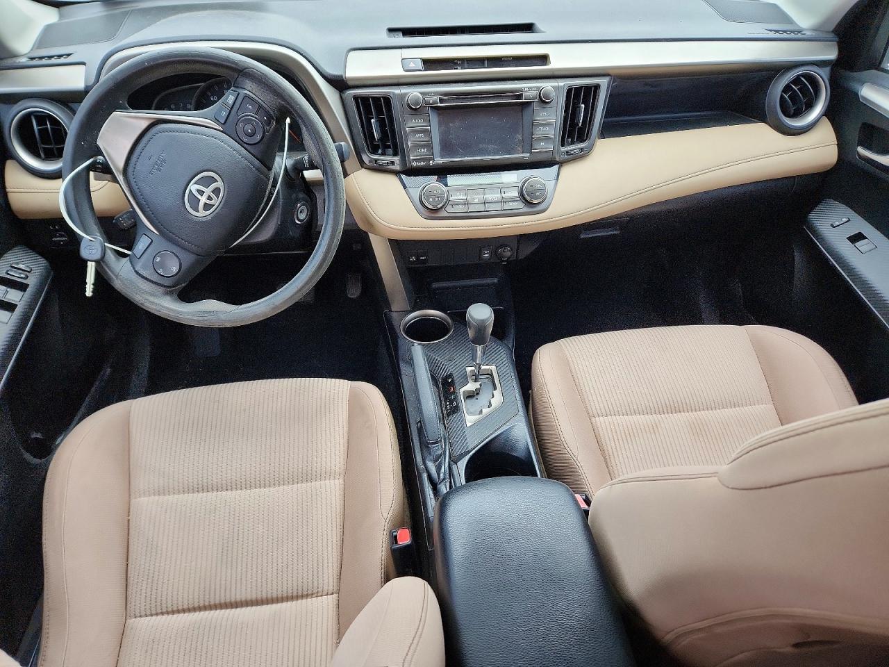 2014 TOYOTA RAV4 XLE photo 8