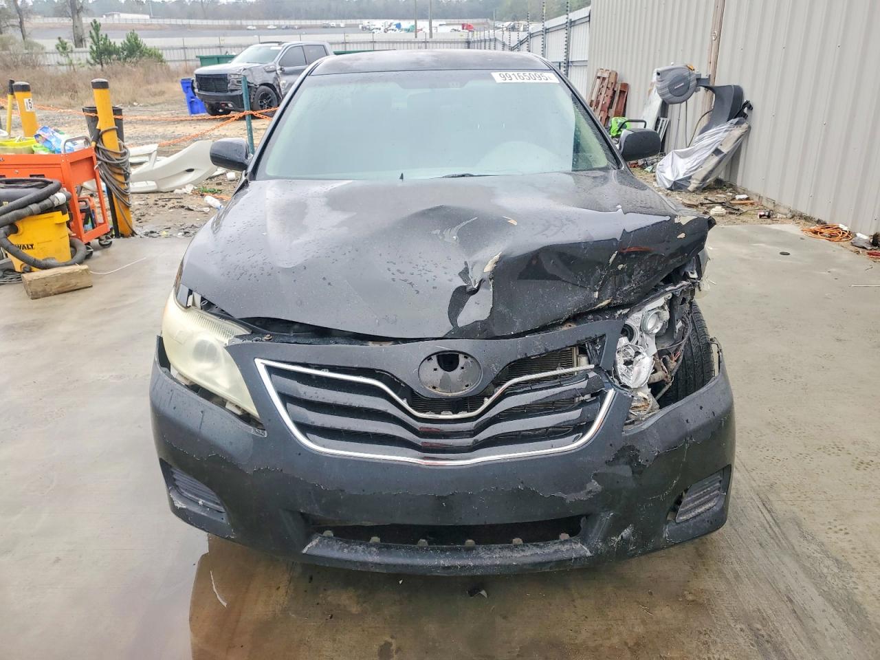 2010 TOYOTA CAMRY BASE photo 9