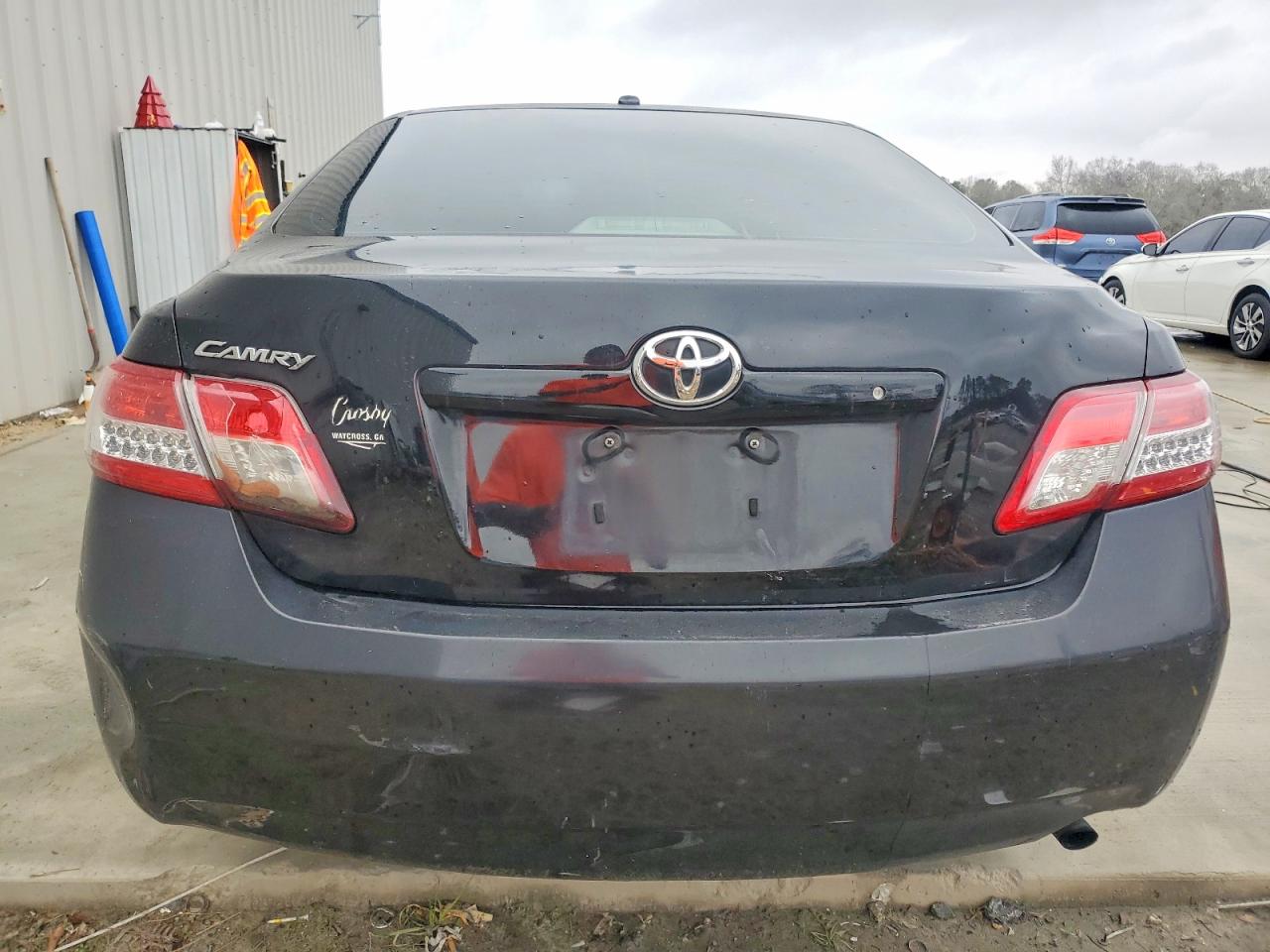 2010 TOYOTA CAMRY BASE photo 11