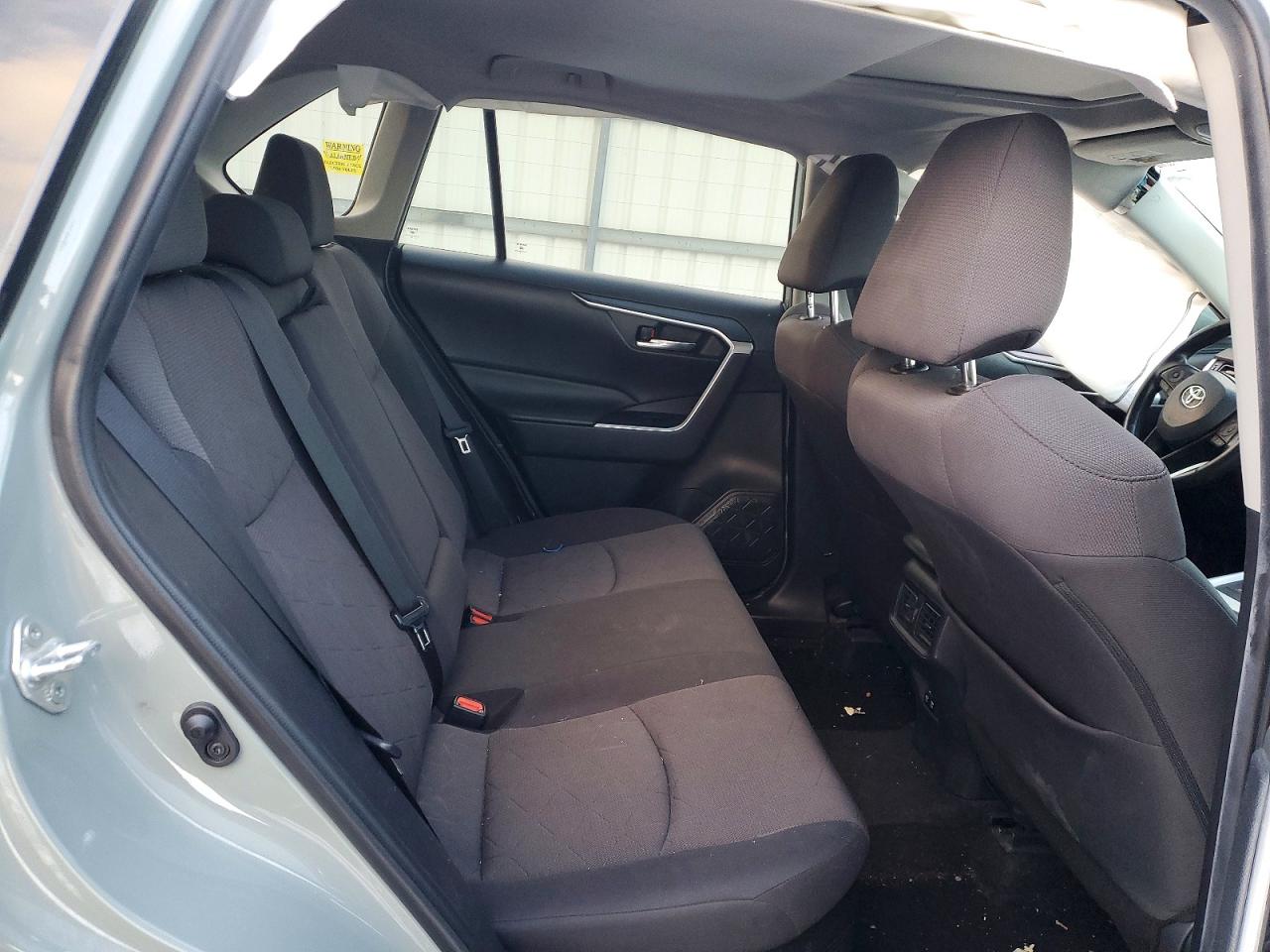 2019 TOYOTA RAV4 XLE photo 11