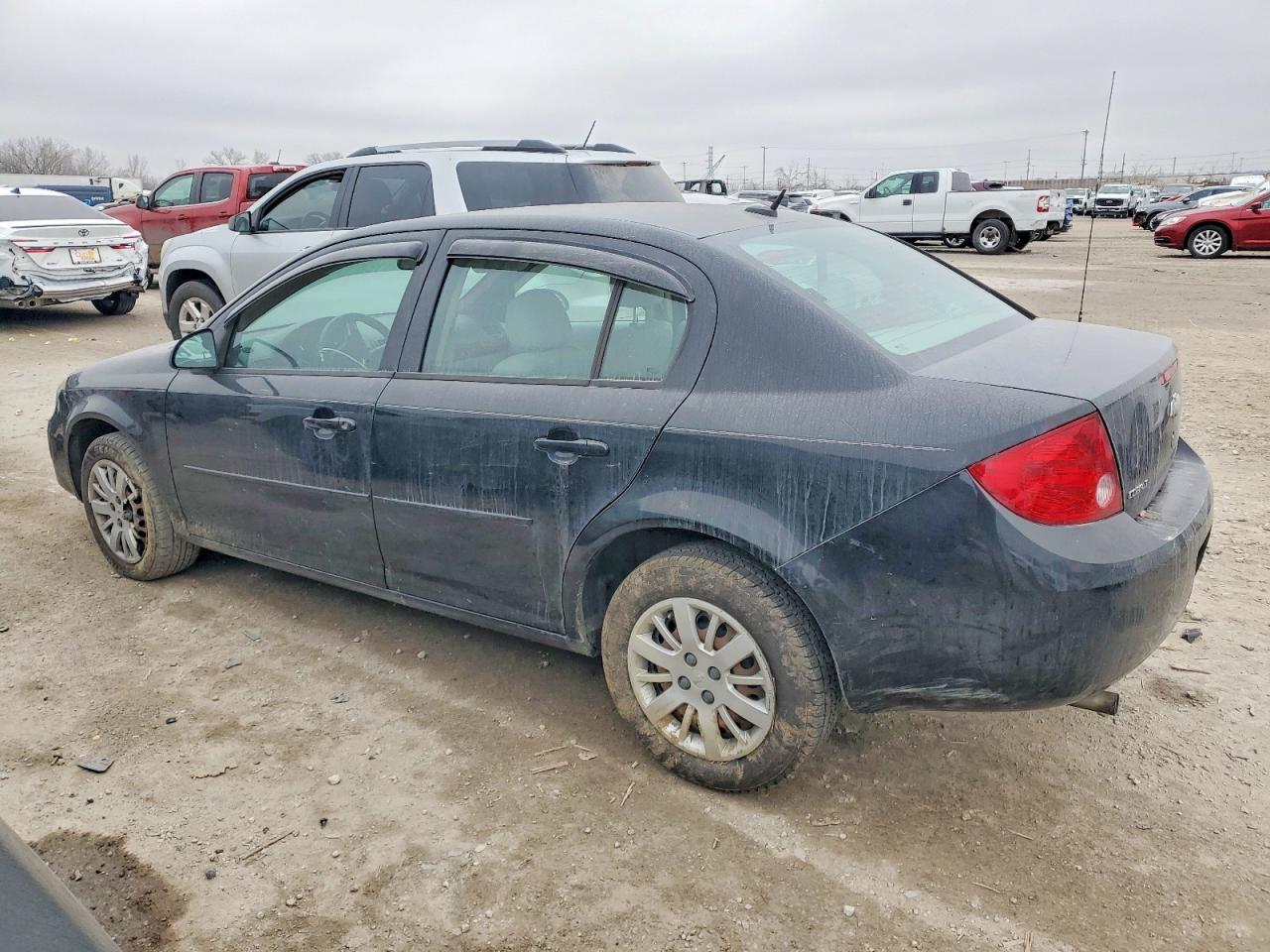 2010 CHEVROLET COBALT LS photo 2