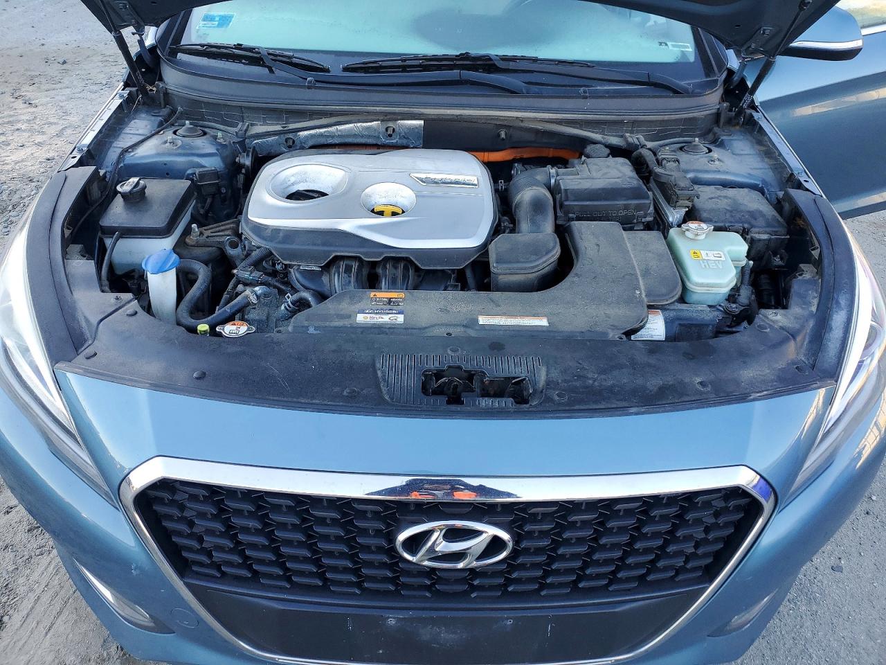2016 HYUNDAI SONATA HYBRID photo 11