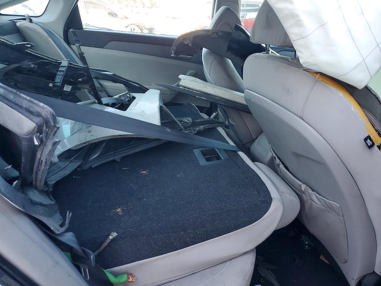 2017 HYUNDAI SONATA SE photo 10