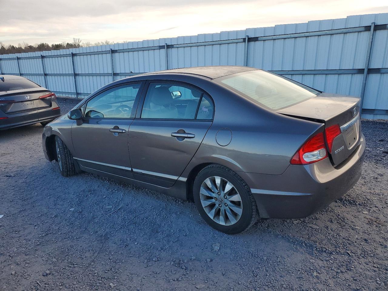 2010 HONDA CIVIC EXL photo 2