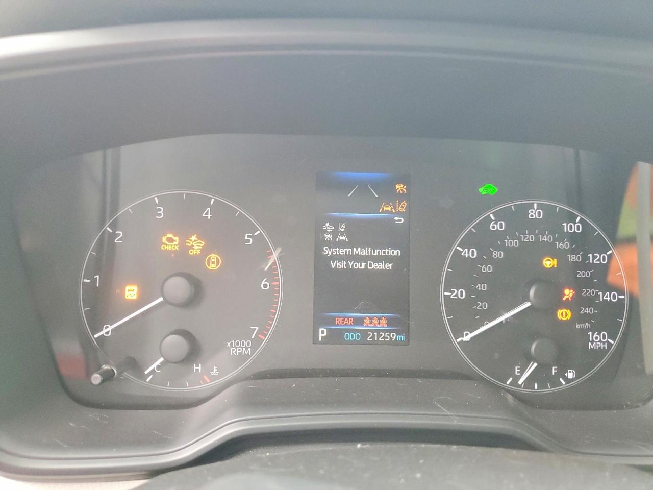 2025 TOYOTA COROLLA LE photo 17