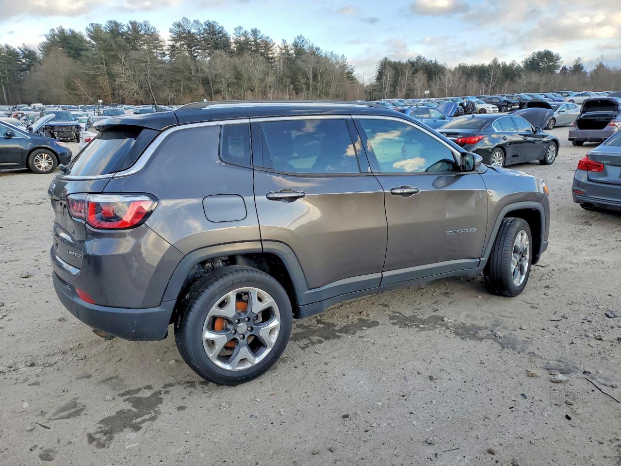 2019 JEEP COMPASS LIMITED photo 3