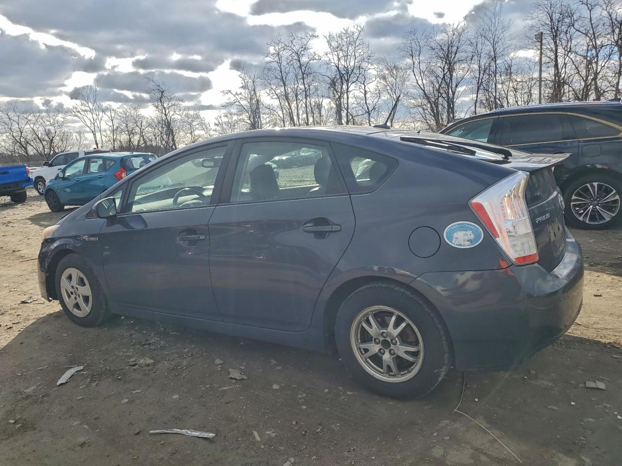 2010 TOYOTA PRIUS photo 2