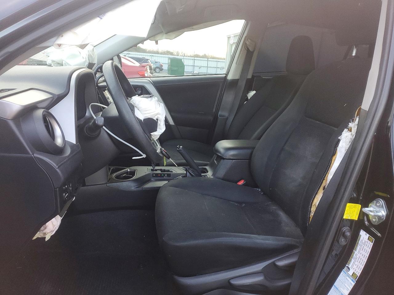 2016 TOYOTA RAV4 LE photo 7