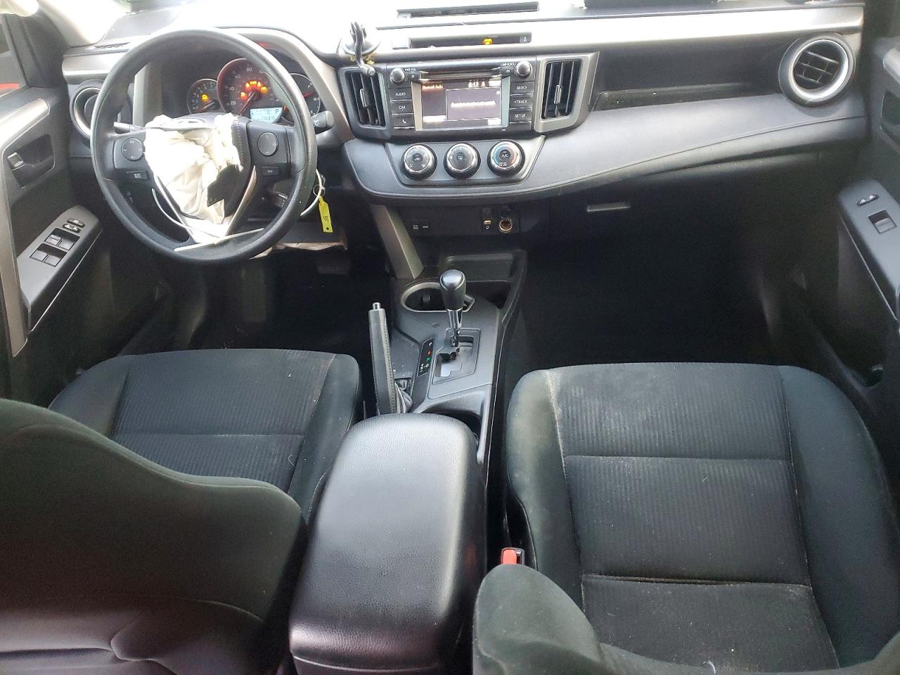 2016 TOYOTA RAV4 LE photo 8