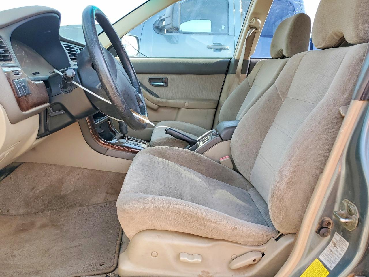 2001 SUBARU LEGACY OUTBACK photo 7
