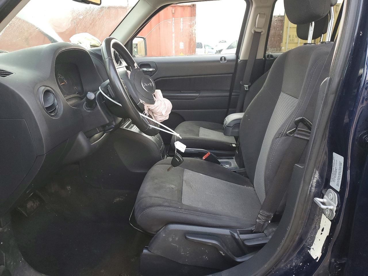 2017 JEEP PATRIOT LATITUDE photo 13