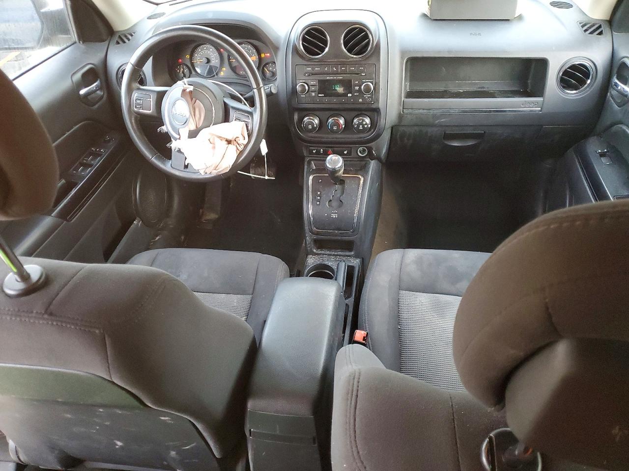 2017 JEEP PATRIOT LATITUDE photo 15