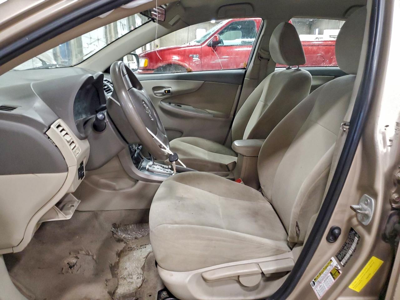 2010 TOYOTA COROLLA BASE photo 7