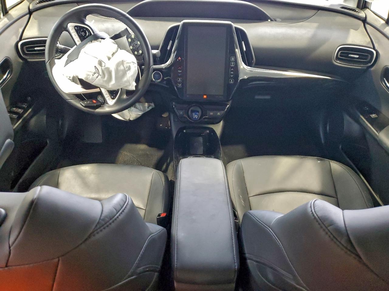 2018 TOYOTA PRIUS photo 8