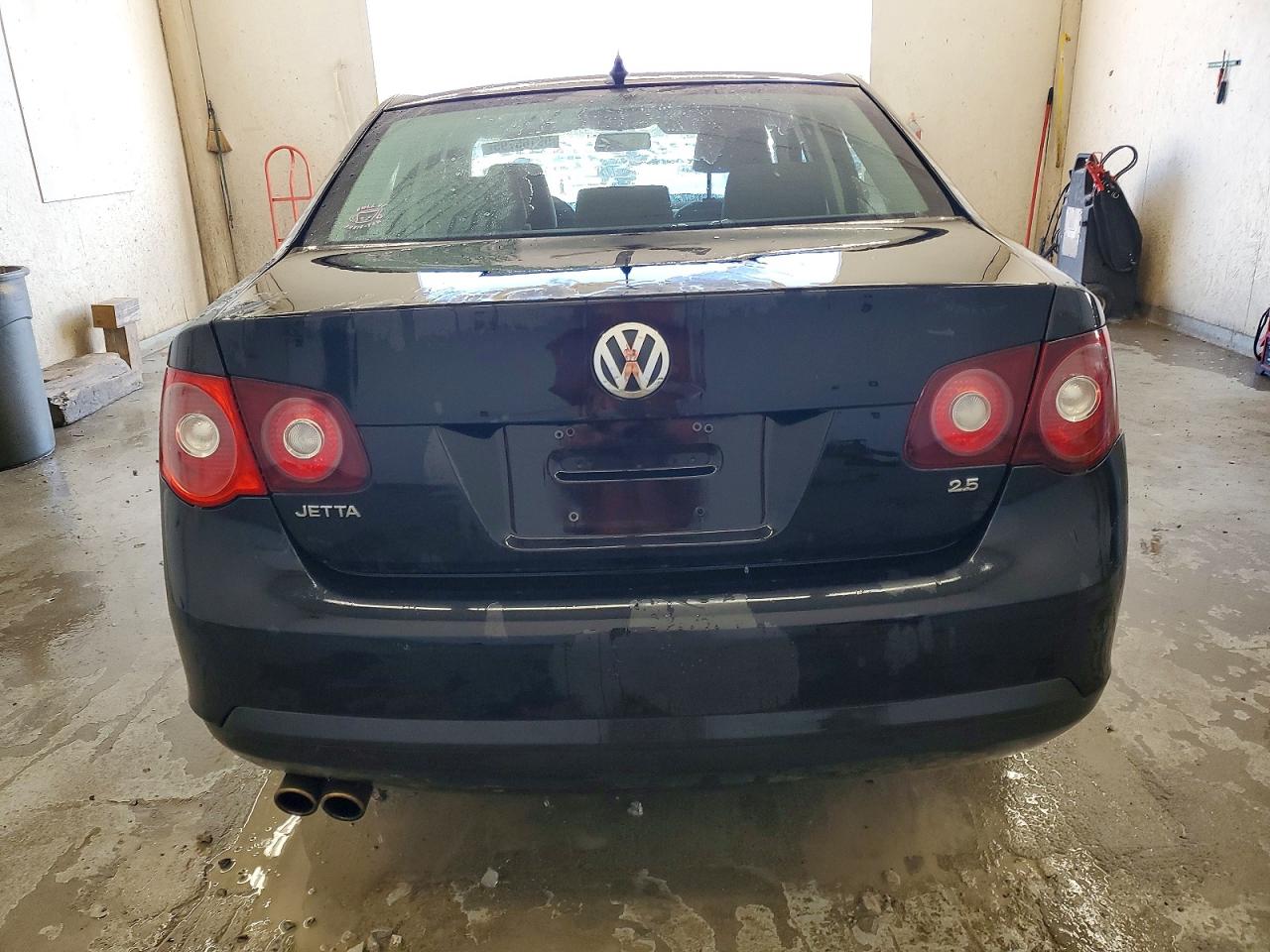 2009 VOLKSWAGEN JETTA S photo 6