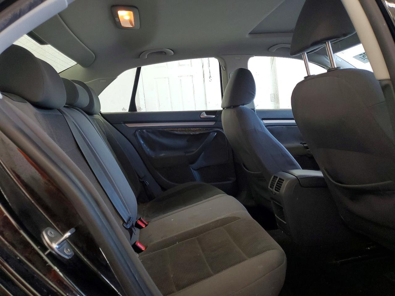 2009 VOLKSWAGEN JETTA S photo 10