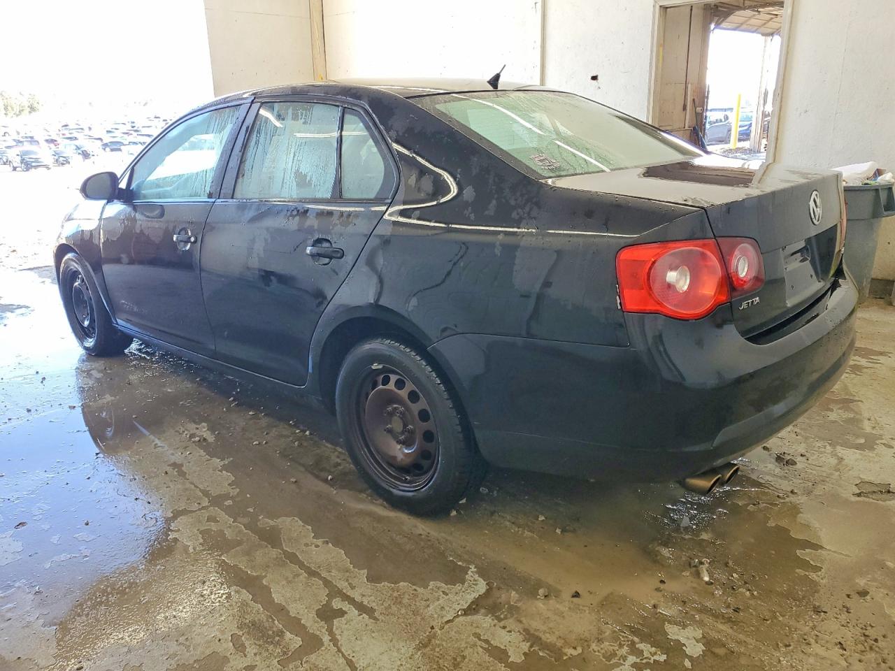 2009 VOLKSWAGEN JETTA S photo 2